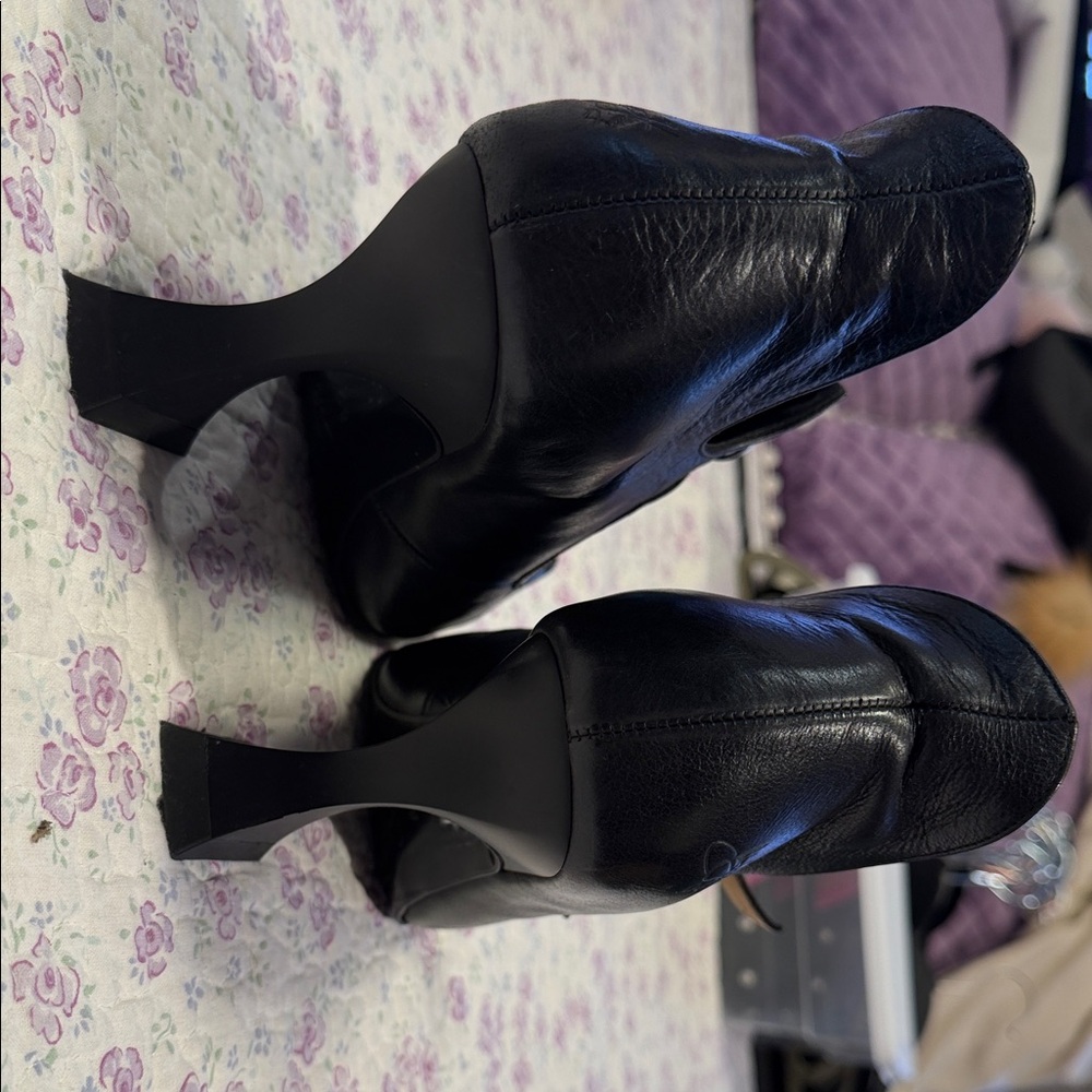 John Fluevog Black Pointed Toe Buckle & Zip Ankle Heels - Picture 8 of 9